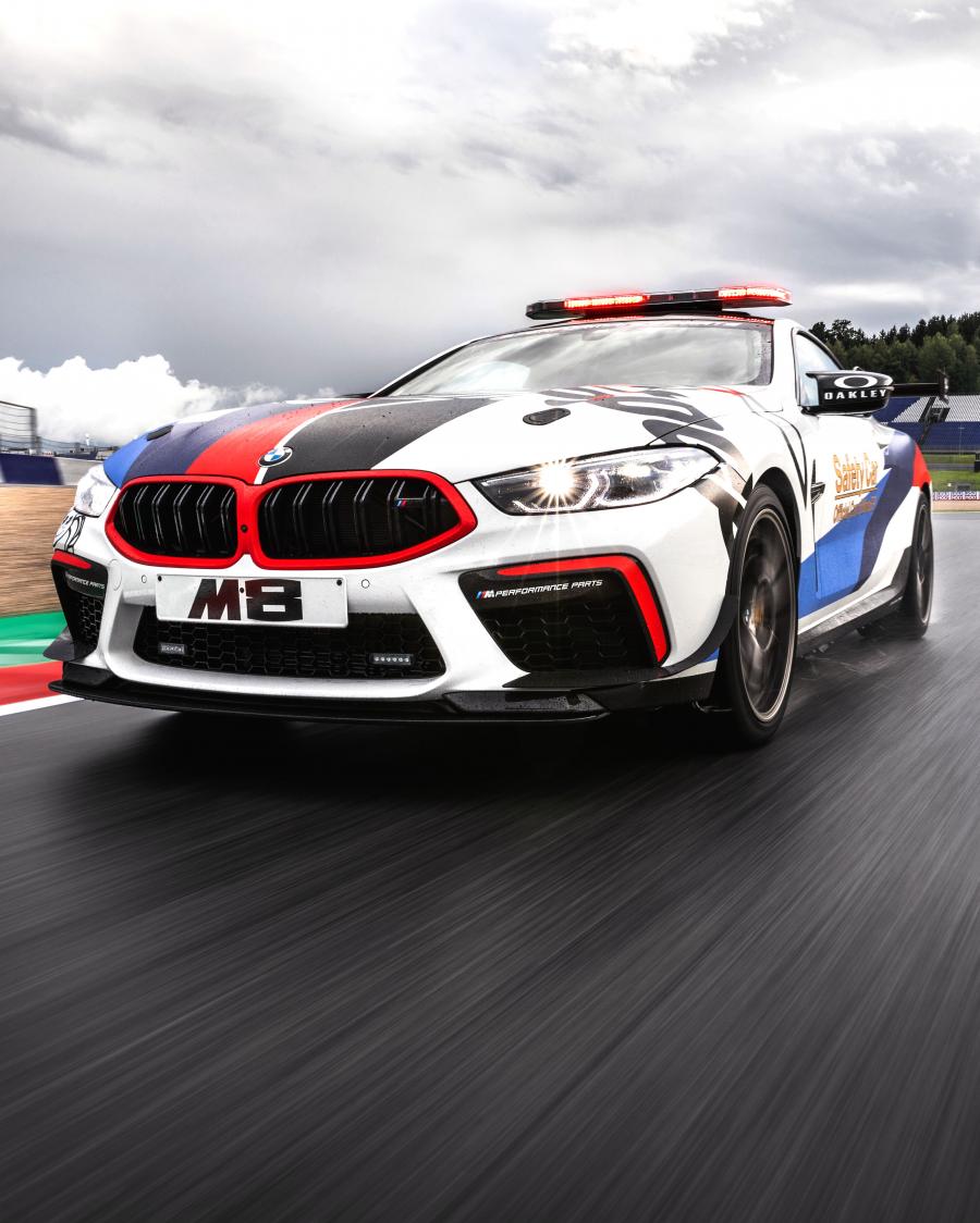  BMW M8 Competition Coupe MotoGP Safety Car (F92) 2019 года  (фото 2 из 38)